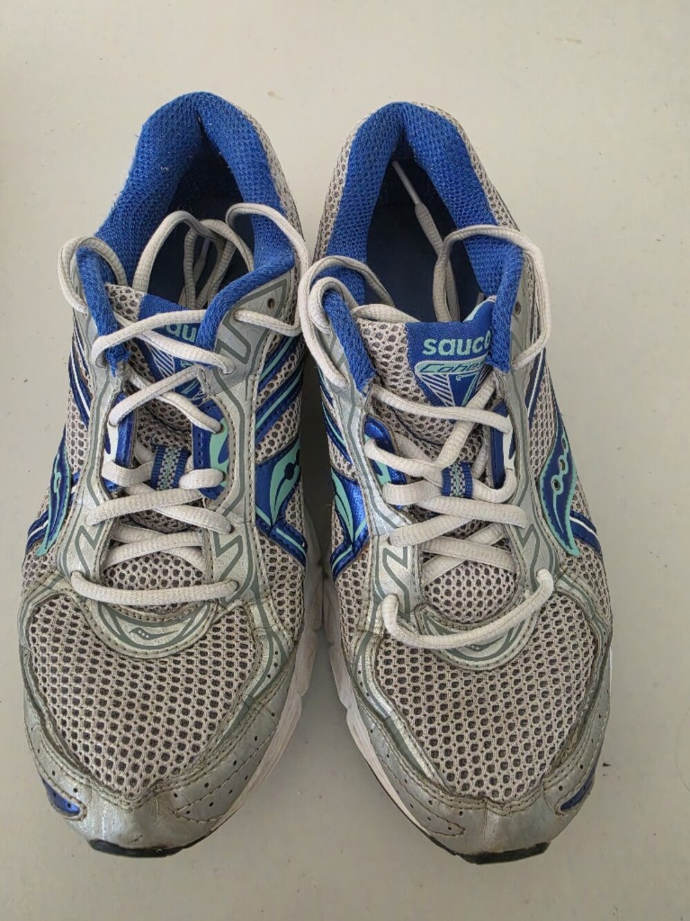 Saucony womens Running Shoes in Gray & Blue